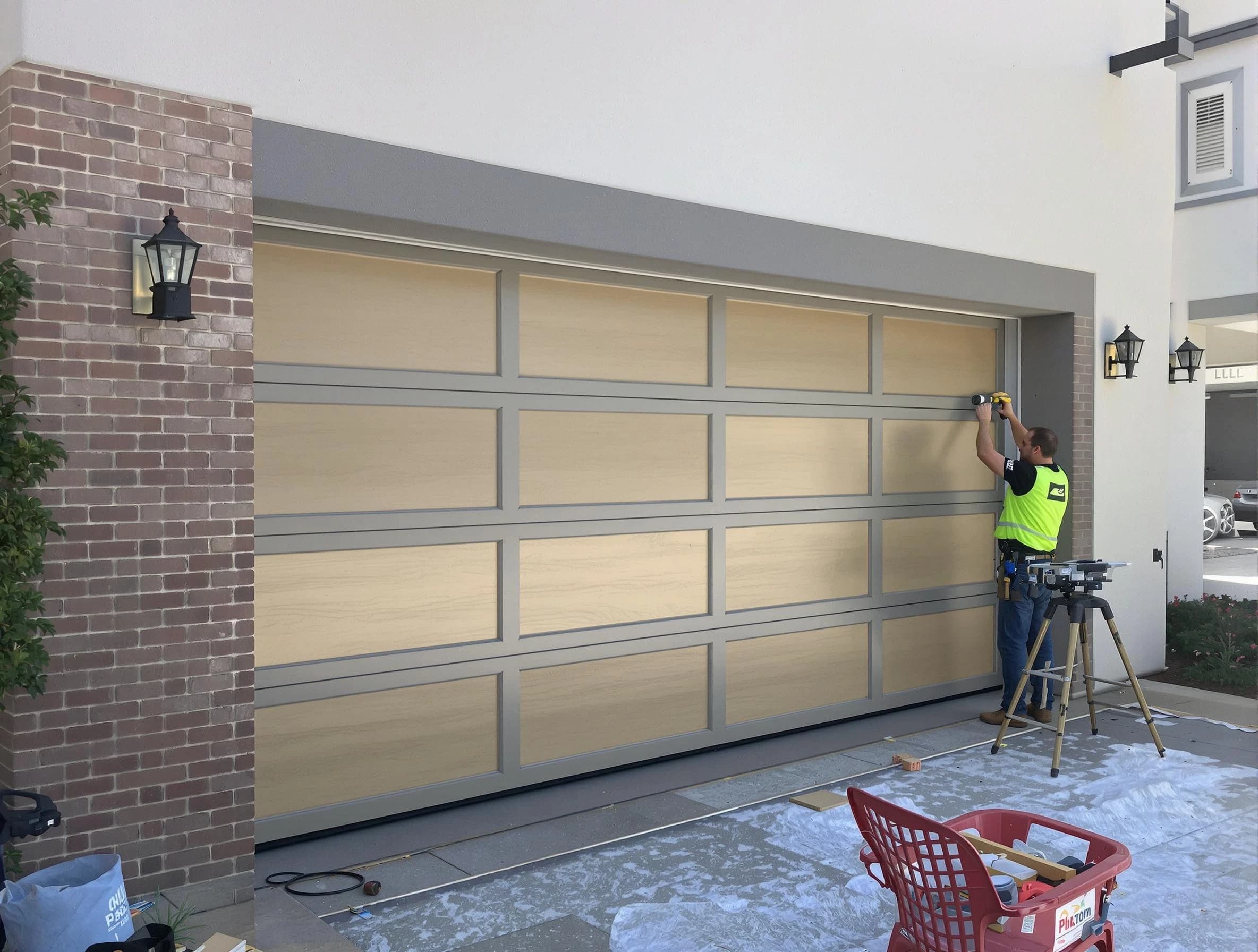 Garage door replacement service by Columbiana Garage Door Repair in Columbiana